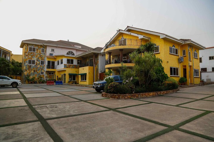 Hotel 153 of 159