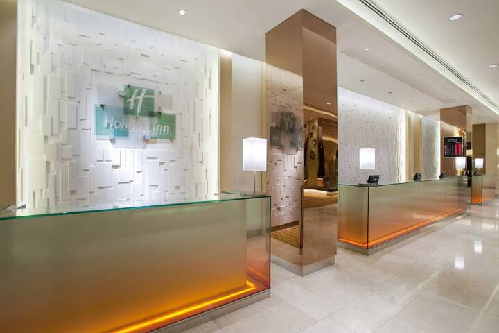 Hotel 85 of 86