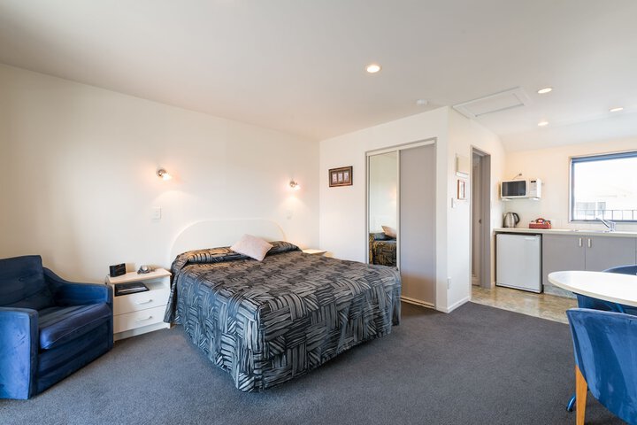 Room 19 of 36