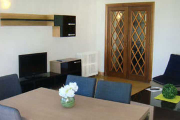 Room 190 of 234