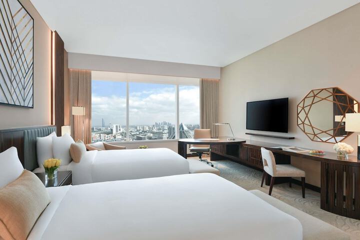 Room 111 of 310