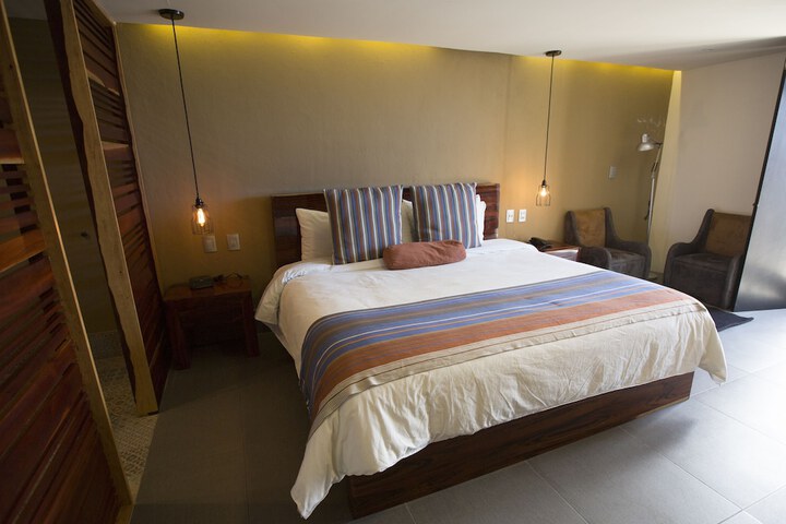 Room 15 of 58