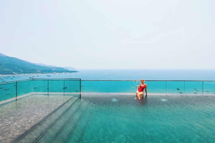 Pool 53 of 80