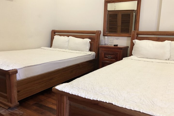 Room 5 of 25
