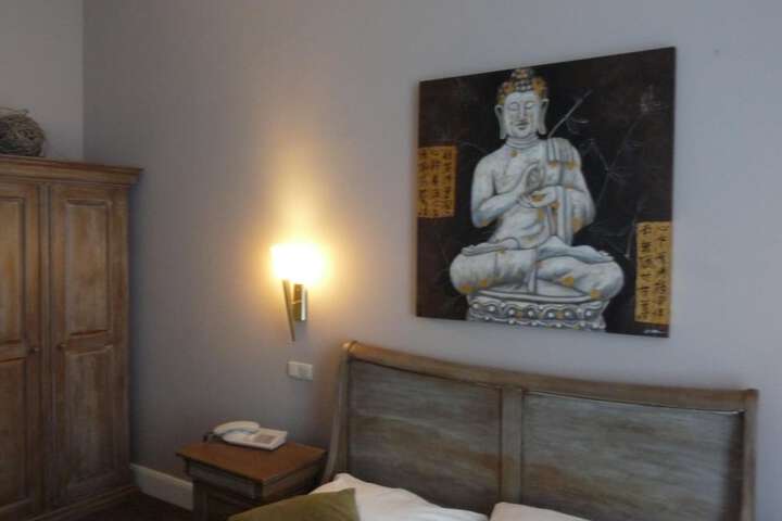 Room 35 of 50