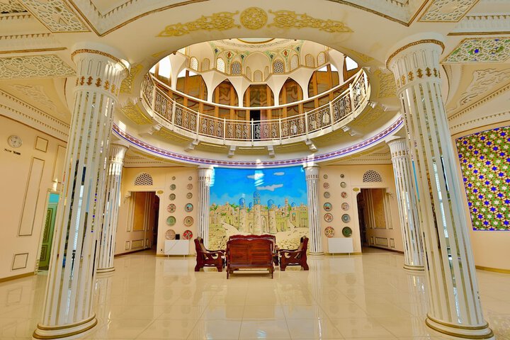 Hotel Interior 4 of 31