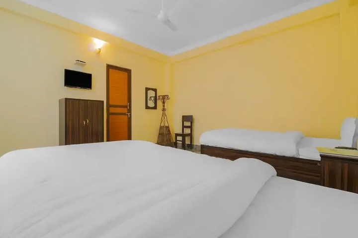 Room 2 of 13
