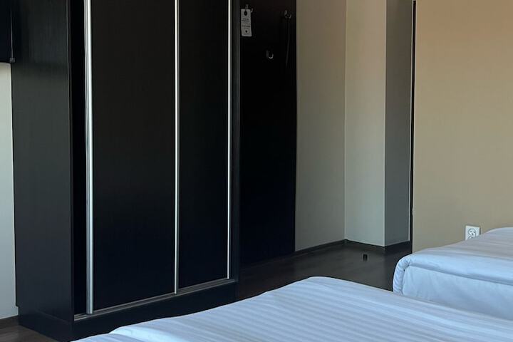 Room 22 of 60