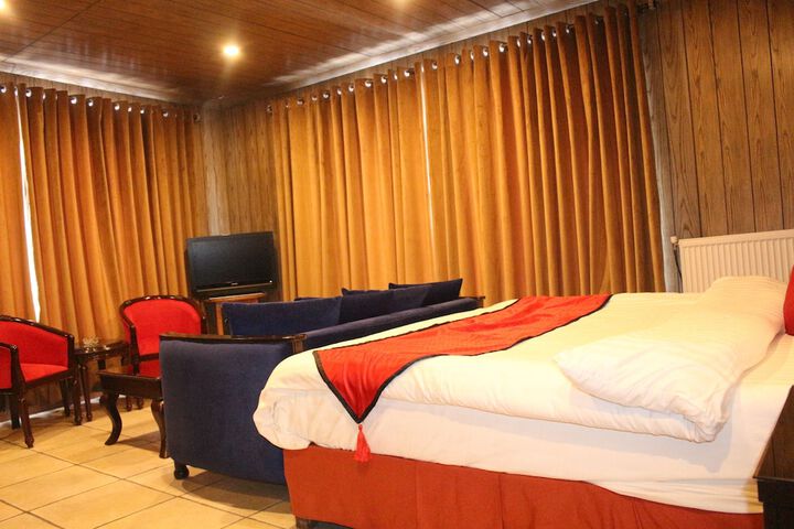 Room 16 of 69
