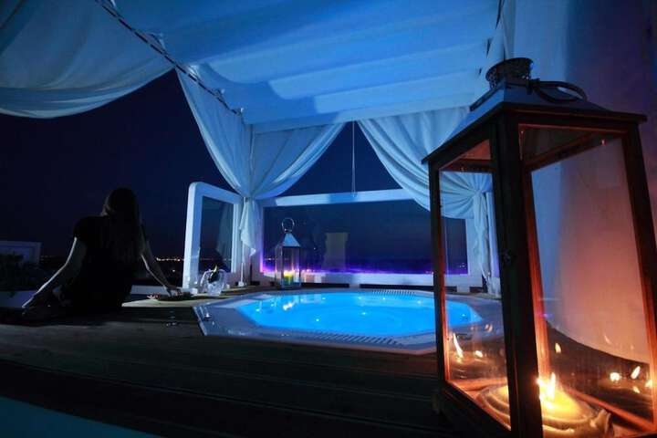 Pools & Facilities