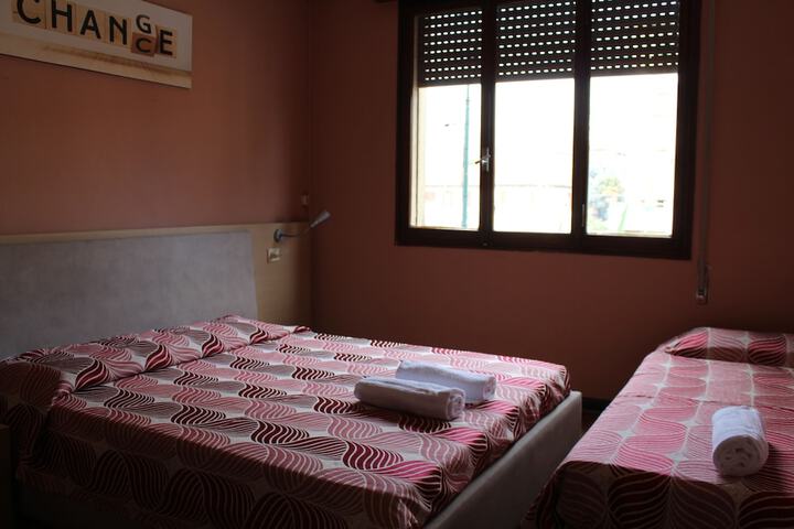 Room 14 of 20