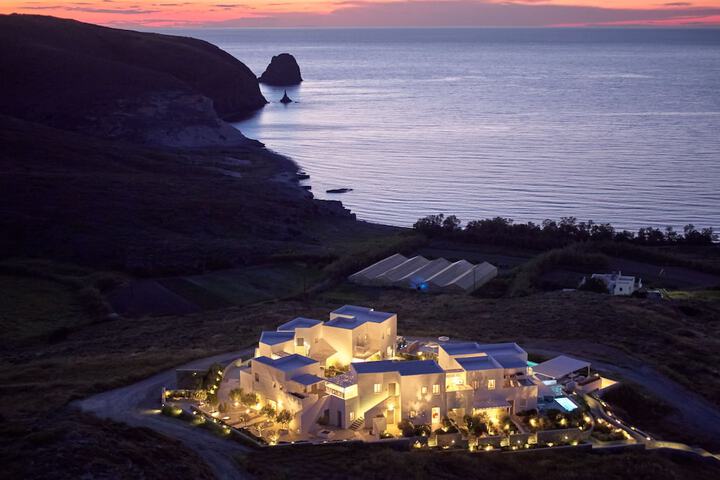 Milos Breeze Boutique Hotel