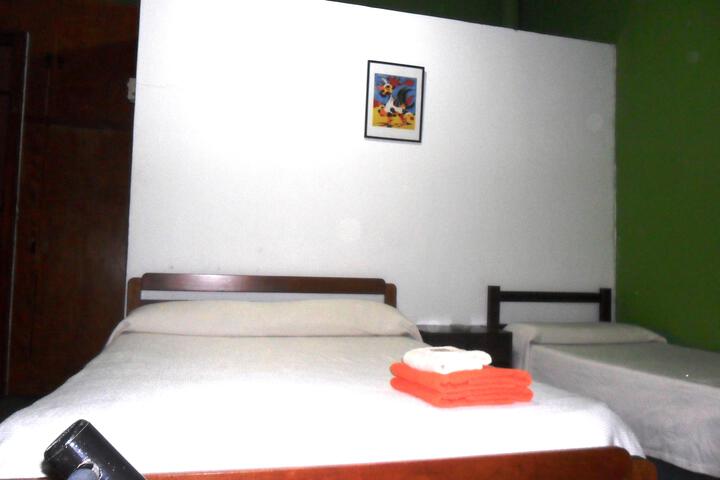 Room 8 of 18