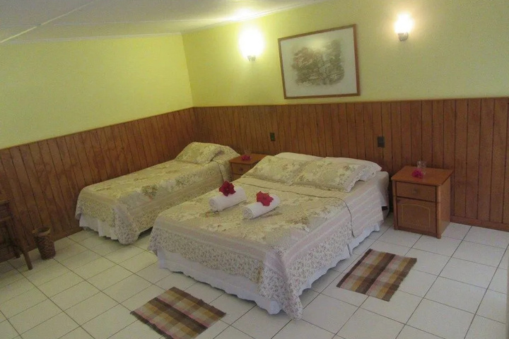 Room 2 of 15