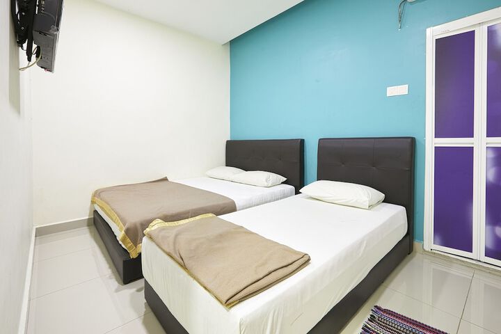 Room 21 of 68