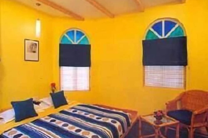 Room 6 of 37