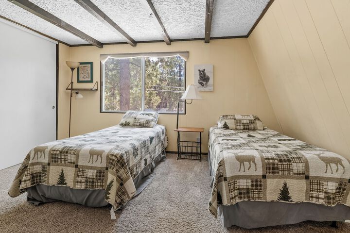 Room 5 of 19