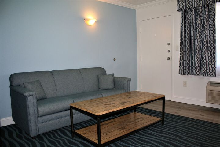 Room 62 of 169