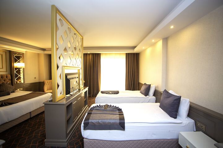 Room 17 of 70