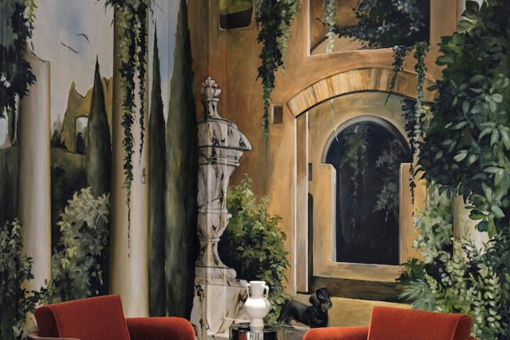 Lobby lounge