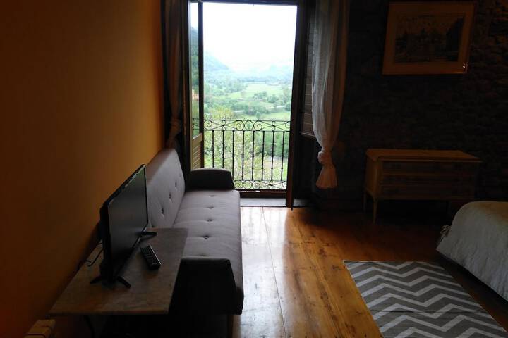 Room 17 of 62