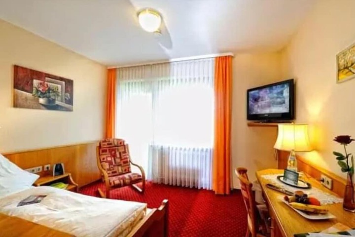 Room 11 of 58