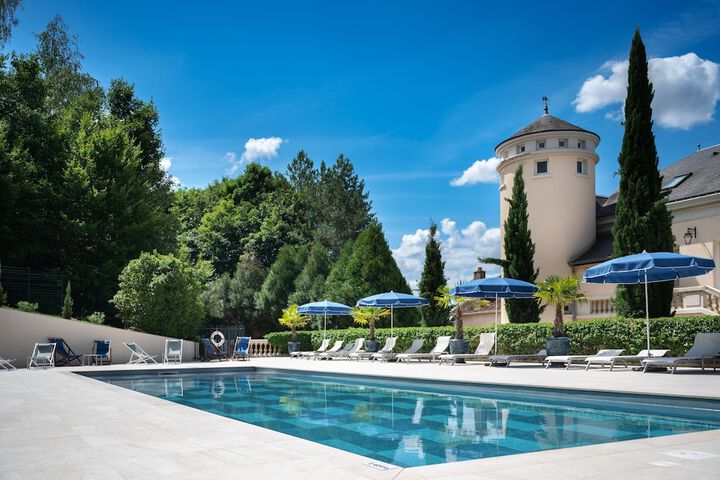 Pool Hotel