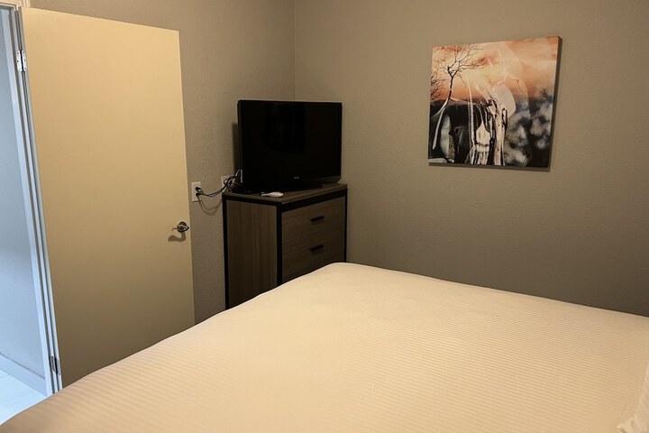 Room 19 of 36