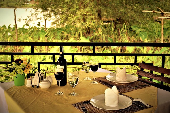 Dining 67 of 109