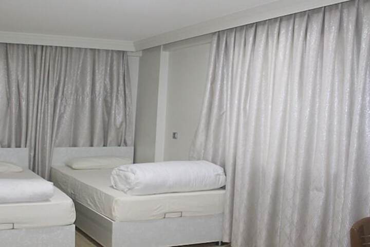 Room 2 of 11
