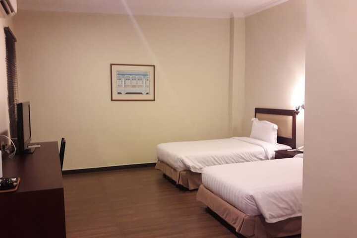 Room 36 of 61