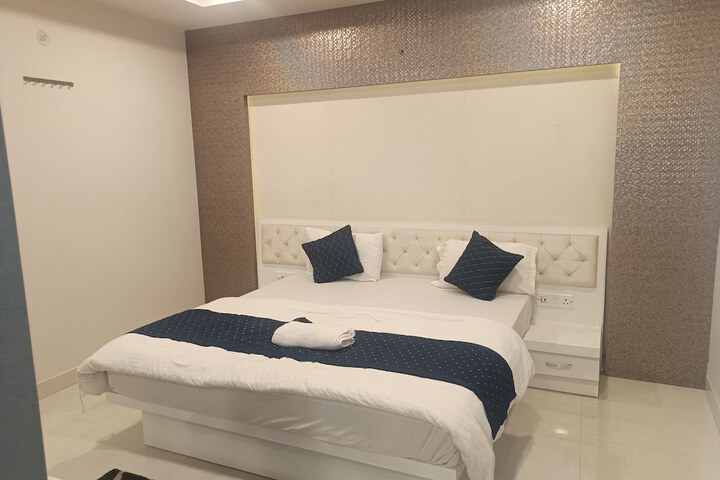 Room 29 of 81