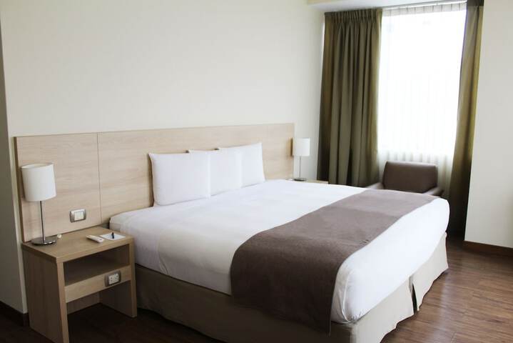 Room 9 of 24