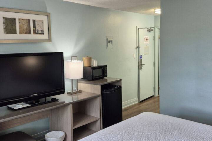 Room 54 of 99