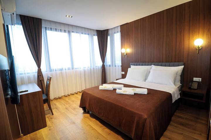 Room 29 of 98