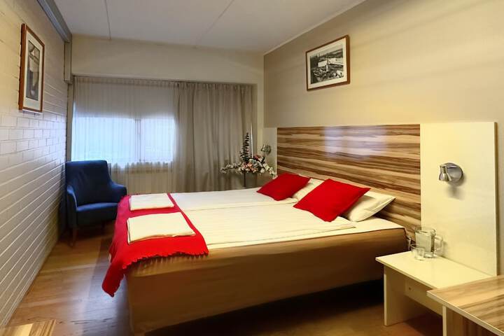 Room 17 of 40