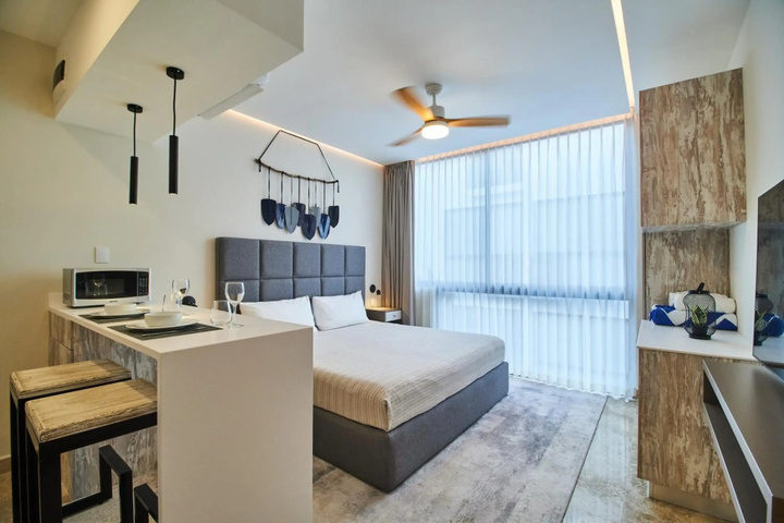 Room 2 of 20