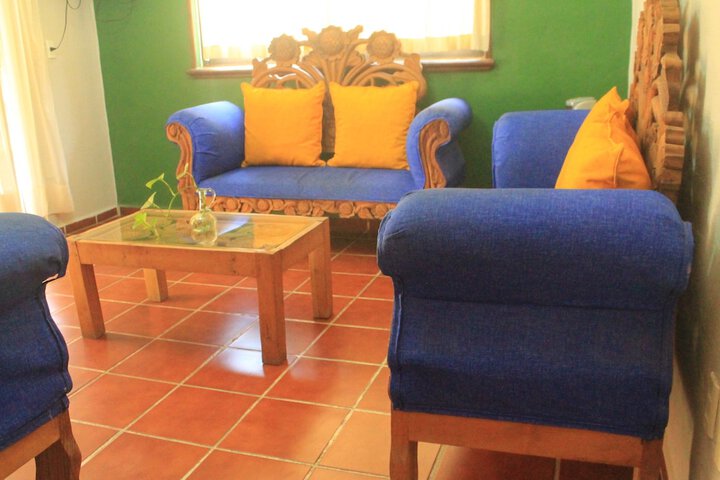 Room 2 of 38