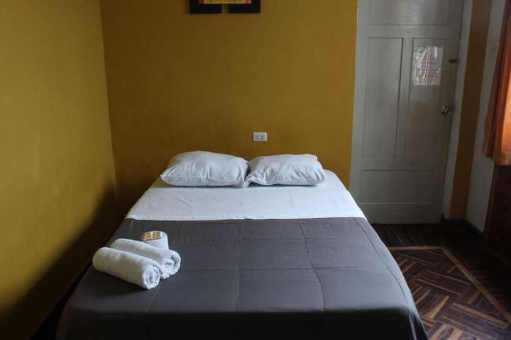 Room 3 of 9