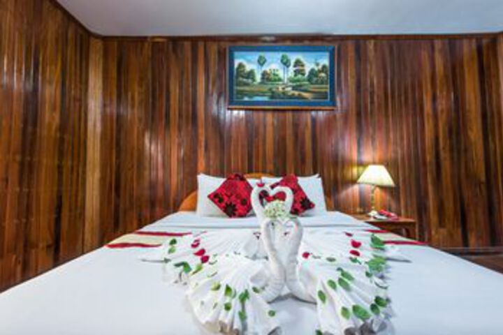 Room 25 of 63