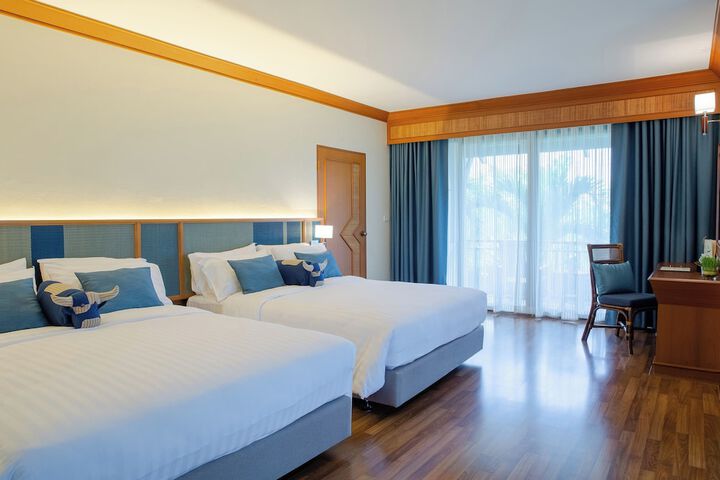 Room 27 of 70