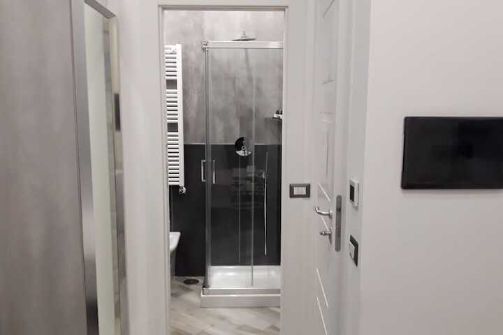 Room 44 of 82