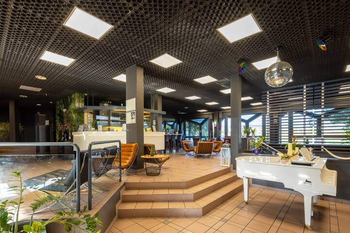 Lobby Entry