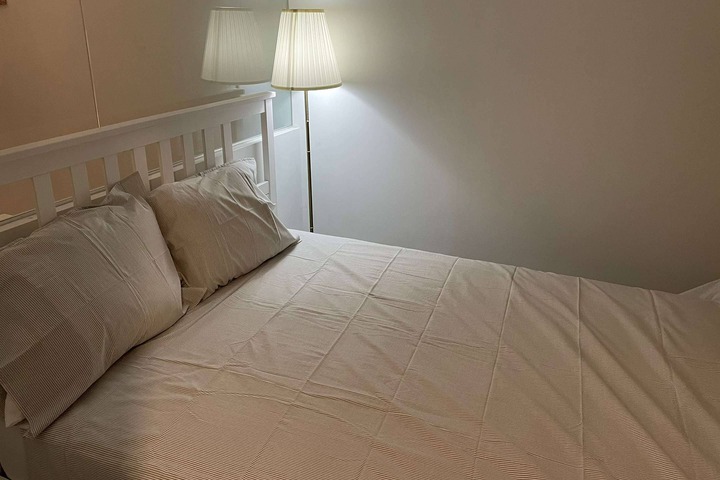 Room 156 of 223