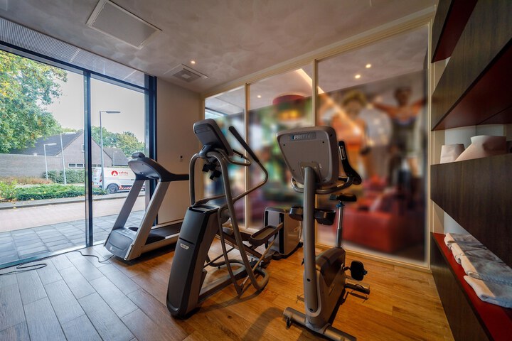Hotel with Gym