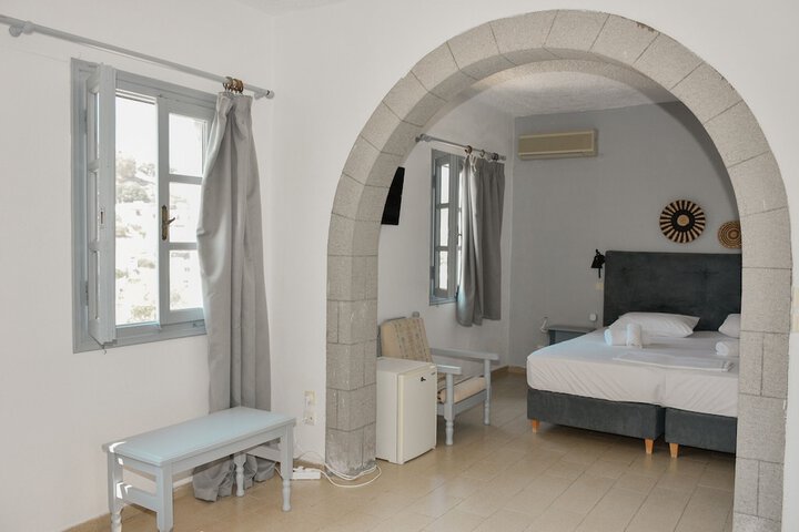 Room 19 of 106