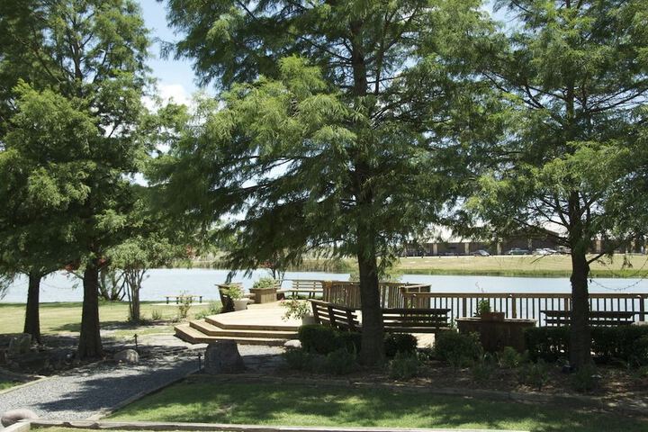 Property Grounds 34 of 79