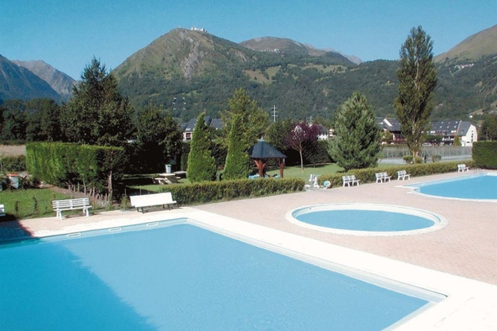 Pool 3 of 7