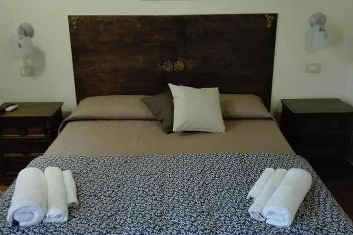 Room 19 of 27