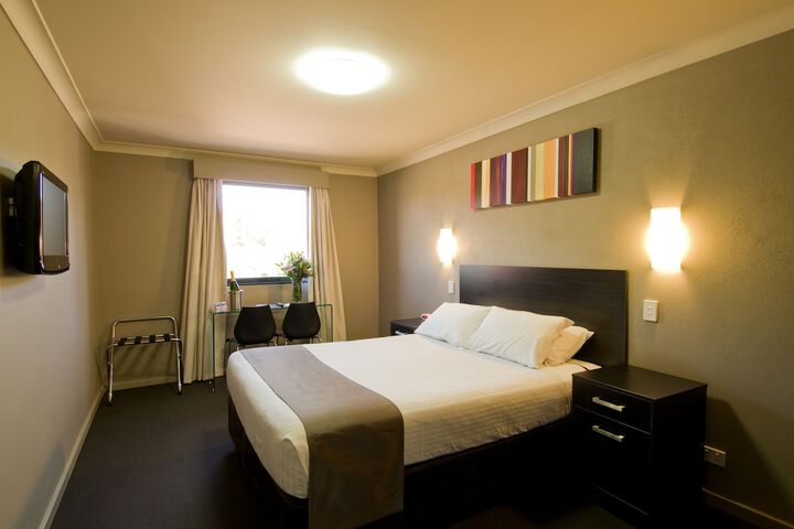 Room 8 of 55